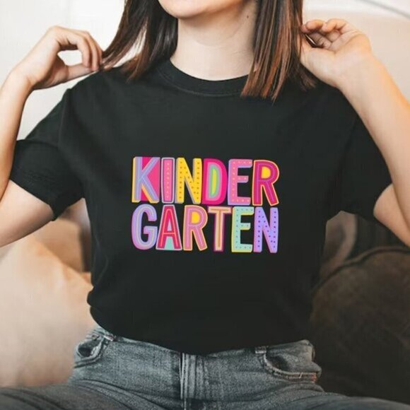 Renee
F Other - Kindergarten Vibes Retro Typography Cute Teacher Appreciation Graphic T-Shirt